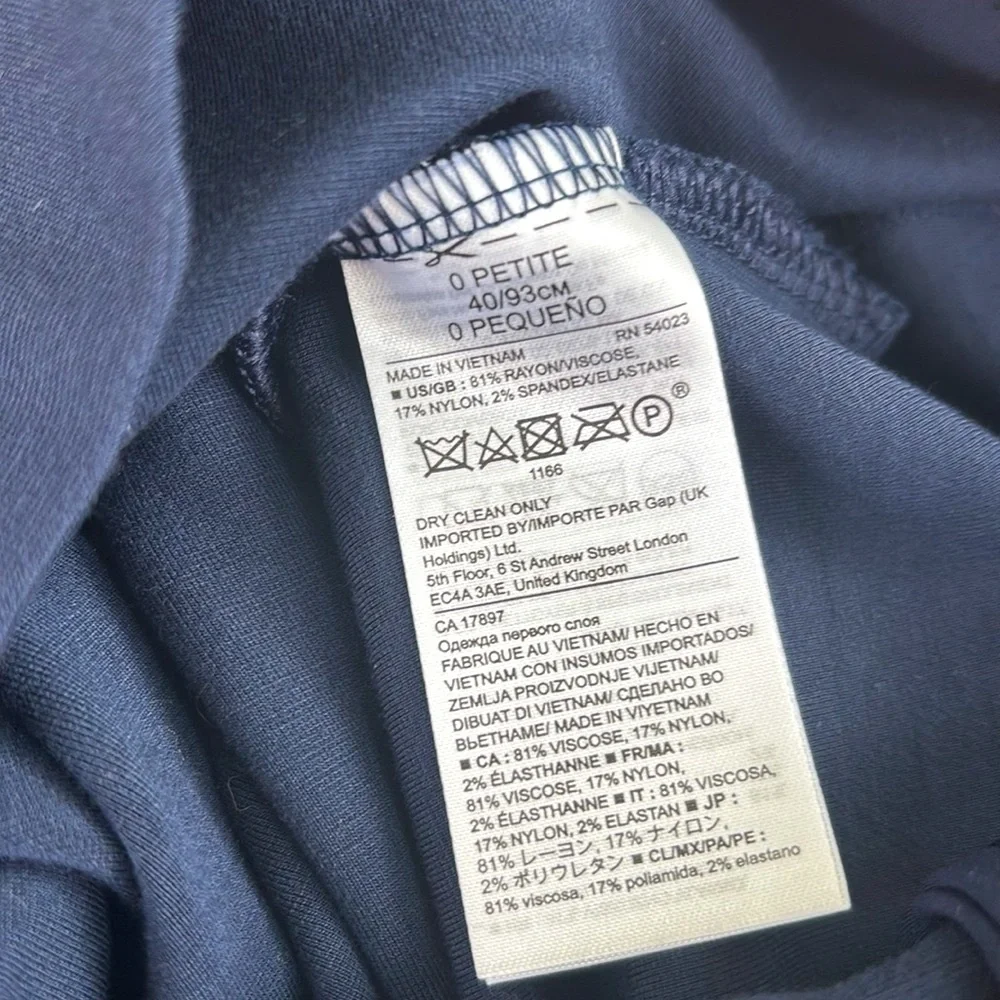 Banana Republic size 0 petite navy blue boatneck ruffle sleeve shift